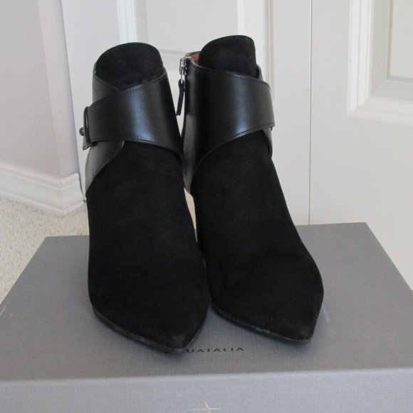 Like New Aquatalia Italian Made Suede/Leather Ankle Boots - Picture 2 of 8